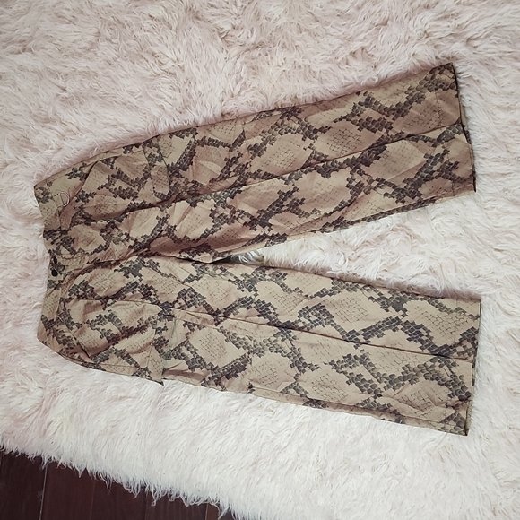 NEW!  Asos Snakeskin Python Print Nylon Cargo Pocket Slim Combat Pants - Picture 3 of 10